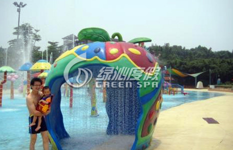Family Members Water Fun Game Apple House for Giant Park Play Equipment