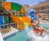 Παιδική χαρά παιδιών στο ισπανικό διαμέρισμα ξενοδοχείων, διακόσμηση πάρκων ψεκασμού φαλαινών