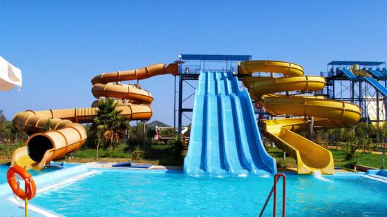 18.5 Kw ισχύς απαιτείται πισίνα υδάτινα διαφάνειες με ισχυρό αντι-σβήσιμο και αντι-τρίχωση γαλβανισμένο χάλυβα υλικό