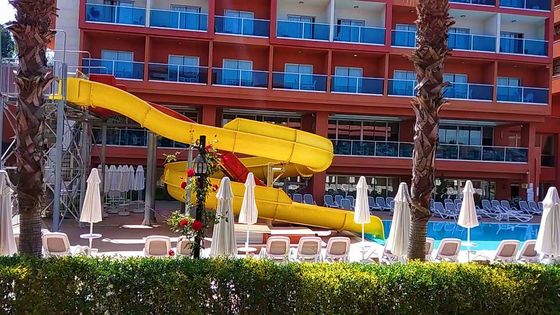 Παιδιά Πλατόπεδο νερού Καβαλάρια Νερού Διασκέδαση πισίνα Wide Spiral Slide