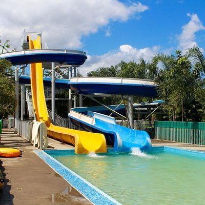 Καλή τιμή. High Speed Racing Fiberglass Water Park Slide with 6-8mm Thickness and Over 10 Years Service Life σε απευθείας σύνδεση