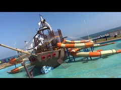 Δημοφιλές Παιδικό Υδάτινο Πάρκο Παιχνιδιών Νερού Πισίνα Πειρατικού Πλοίου Τσουλήθρες Με Πλατφόρμες Εκτόξευσης Νερού